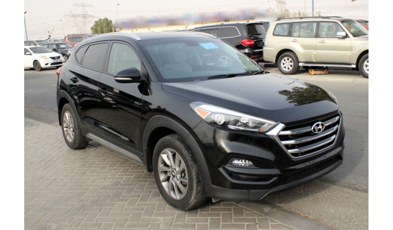 Hyundai Tucson 1.6T GDI TURBO / Driver Power Seat / DVD / Leather Seats (LOT # 3159)