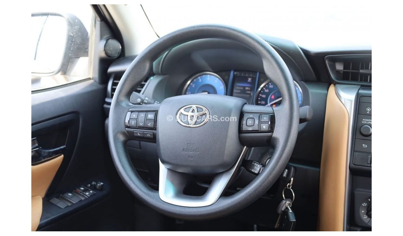 Toyota Fortuner TOYOTA_FORTUNER_2.7L_4*4_2023_GCC