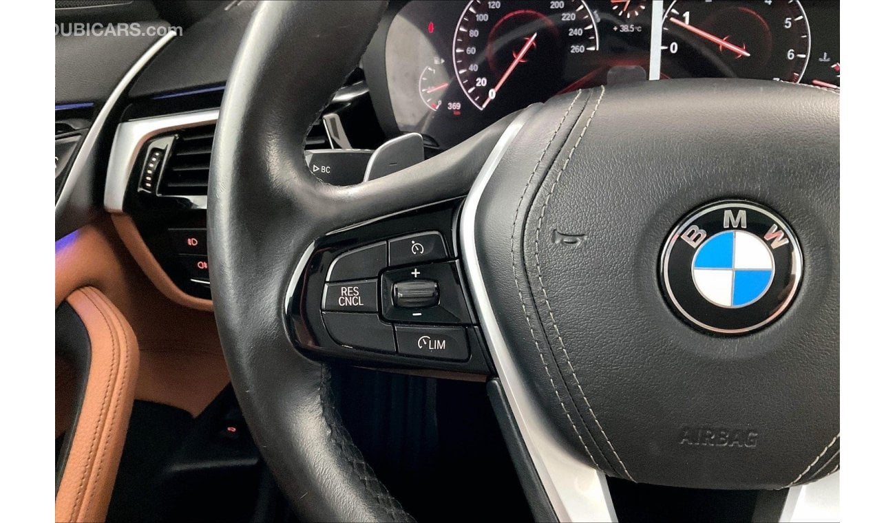 BMW 520i Exclusive | 1 year free warranty | 0 Down Payment