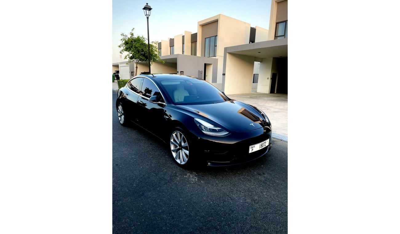 Tesla Model 3 Long Range