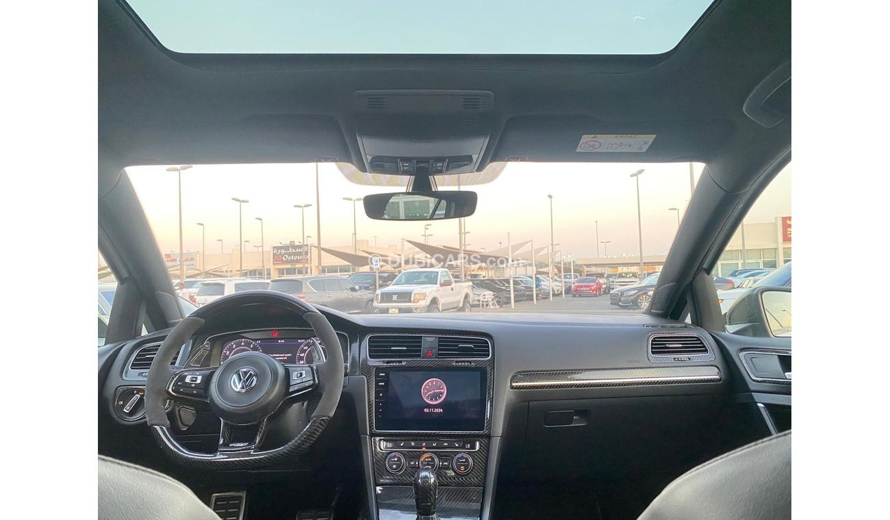 فولكس واجن جولف ار Volkswagen Golf R _GCC_2019_Excellent Condition_Full Specifications