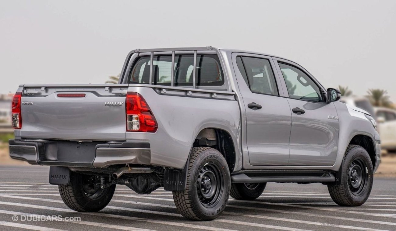 تويوتا هيلوكس Hilux SR5 2.4 Diesel mid option MT2024