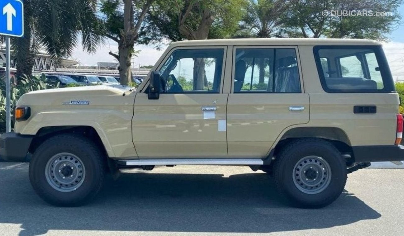 Toyota Land Cruiser Hard Top toyota land cruiser hard top  5 doors 2024