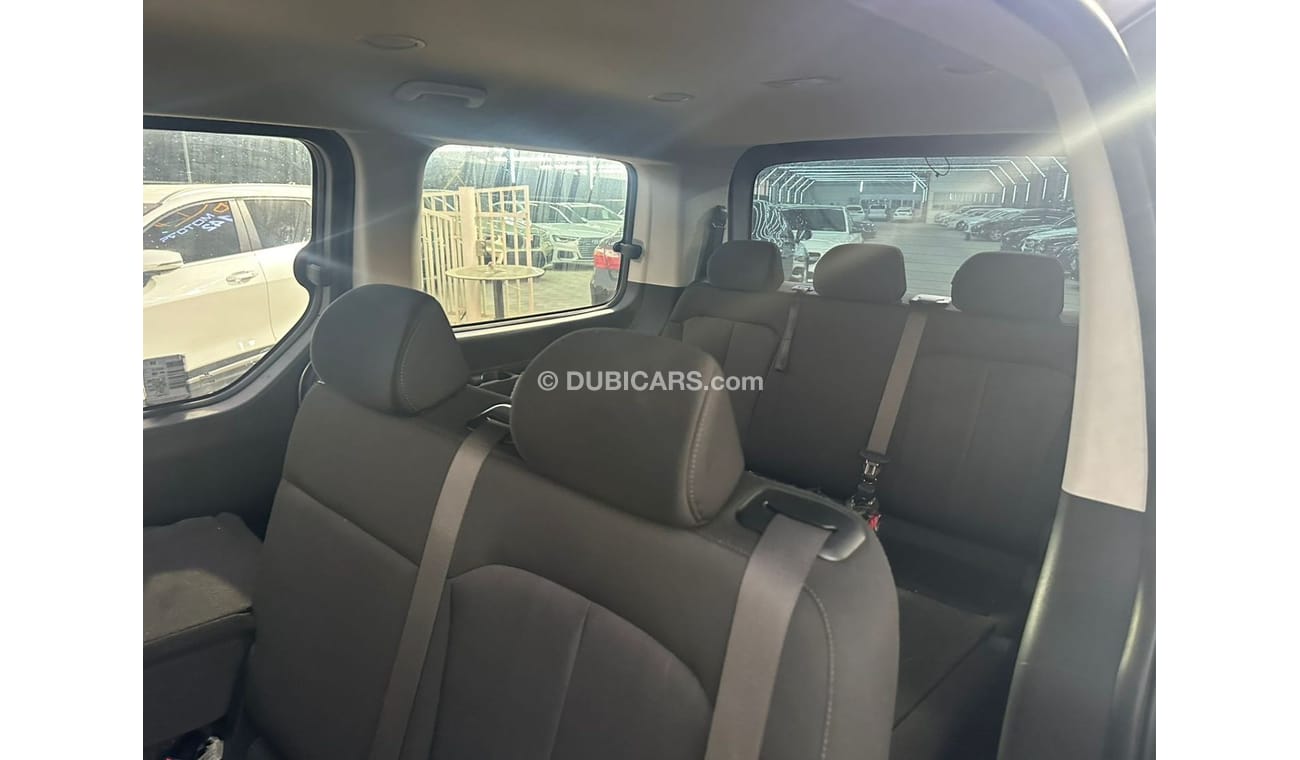 Hyundai Staria Hyundai Staria 2022 Diesel Korean Specs