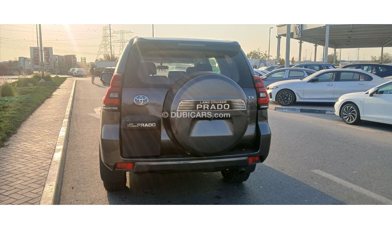 Toyota Prado Toyota landcruise prado 2019Model diesel Transmission. Automatic Interior.Black  leather seats 7 sea