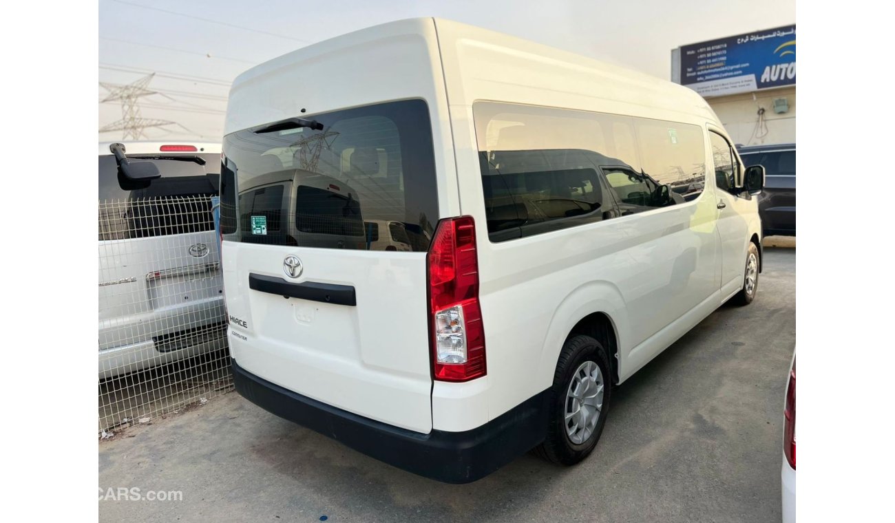 Toyota Hiace Van English