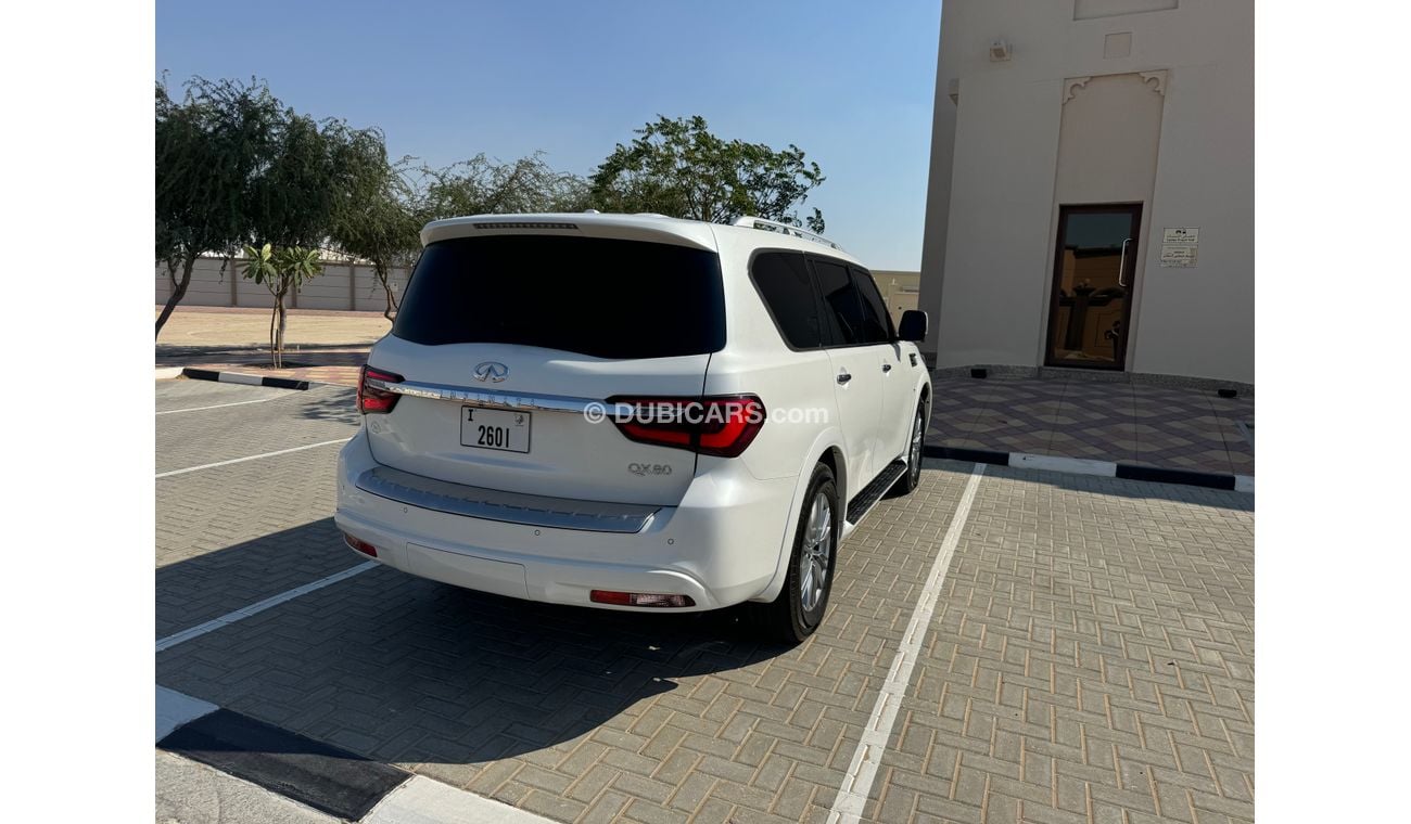 إنفينيتي QX80