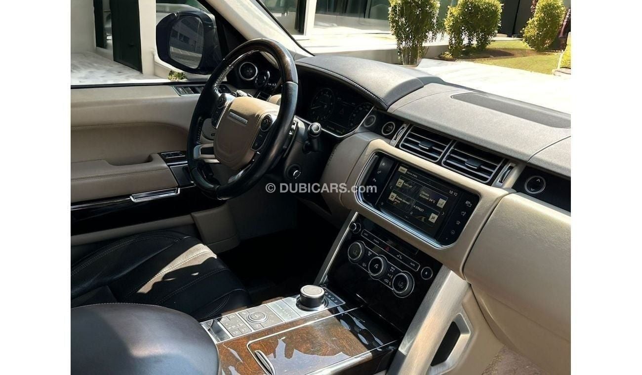 Land Rover Range Rover Vogue SE 5.0L AED 1,930 PM |RANGE ROVER VOUGE SE 5.0SC V8 | GCC | HEAD'S UP DISPLAY |LUXURIOS CABIN