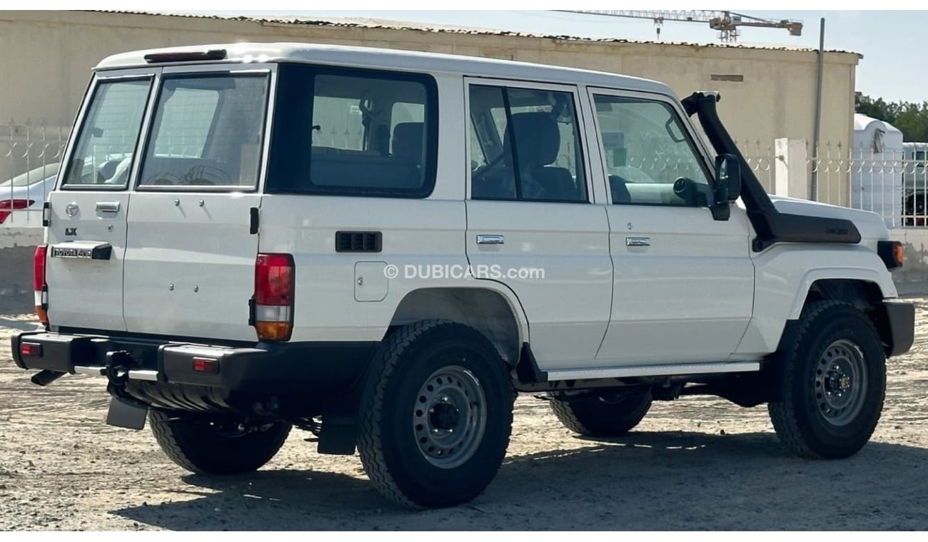 Toyota Land Cruiser Hard Top 76 4.2L STD 10-SEATER MT (only for export)