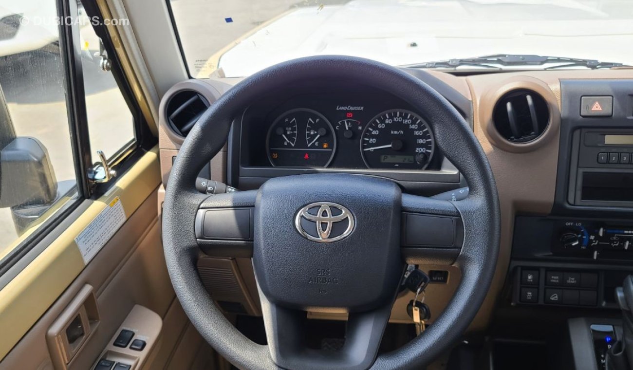 تويوتا لاند كروزر بيك آب TOYOTA LC PICKUP SINGLE PETROL 4.0L AT NEW SAHPE 2024 (LC79 SC)