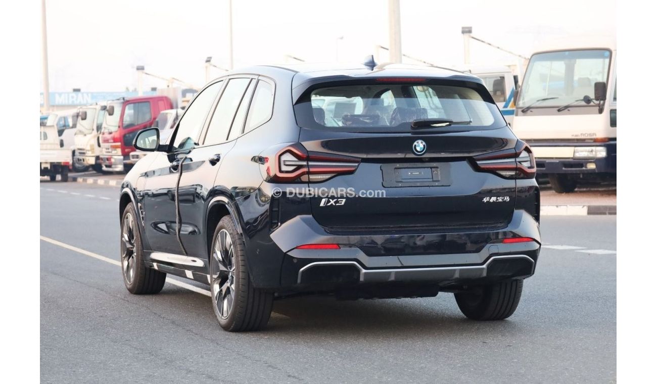 بي أم دبليو iX3 BMW_IX3_ELECTRIC_530KM_BLACK_2024