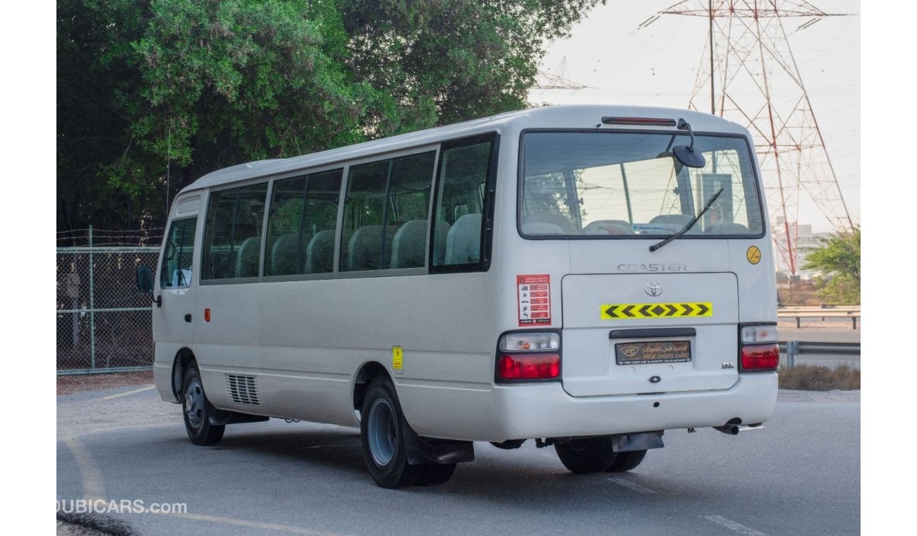 تويوتا كوستر 2016 | TOYOTA COASTER | 23-SEATER | AUTOMATIC DOOR | GCC SPECS | T79591