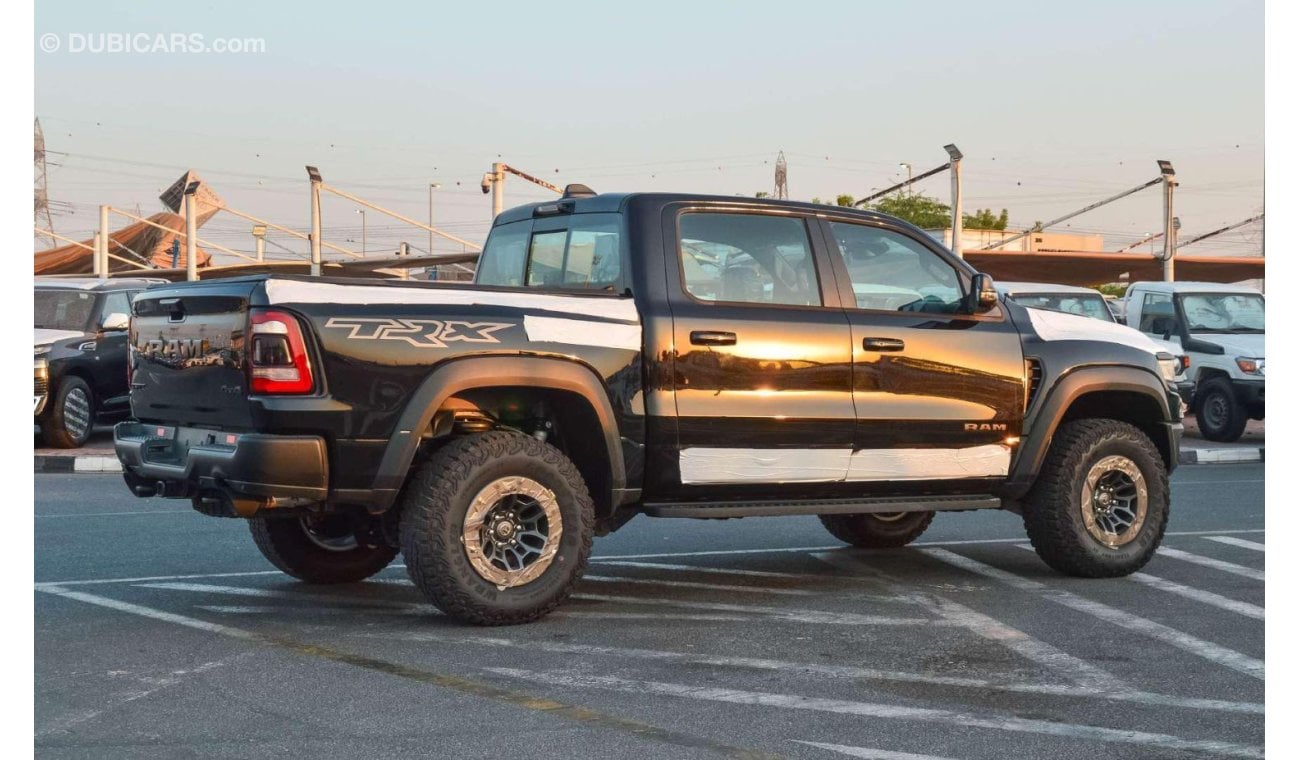 رام 1500 TRX DODGE RAM TRX 6.2L V8 PETROL PICKUP TRUCK 2024