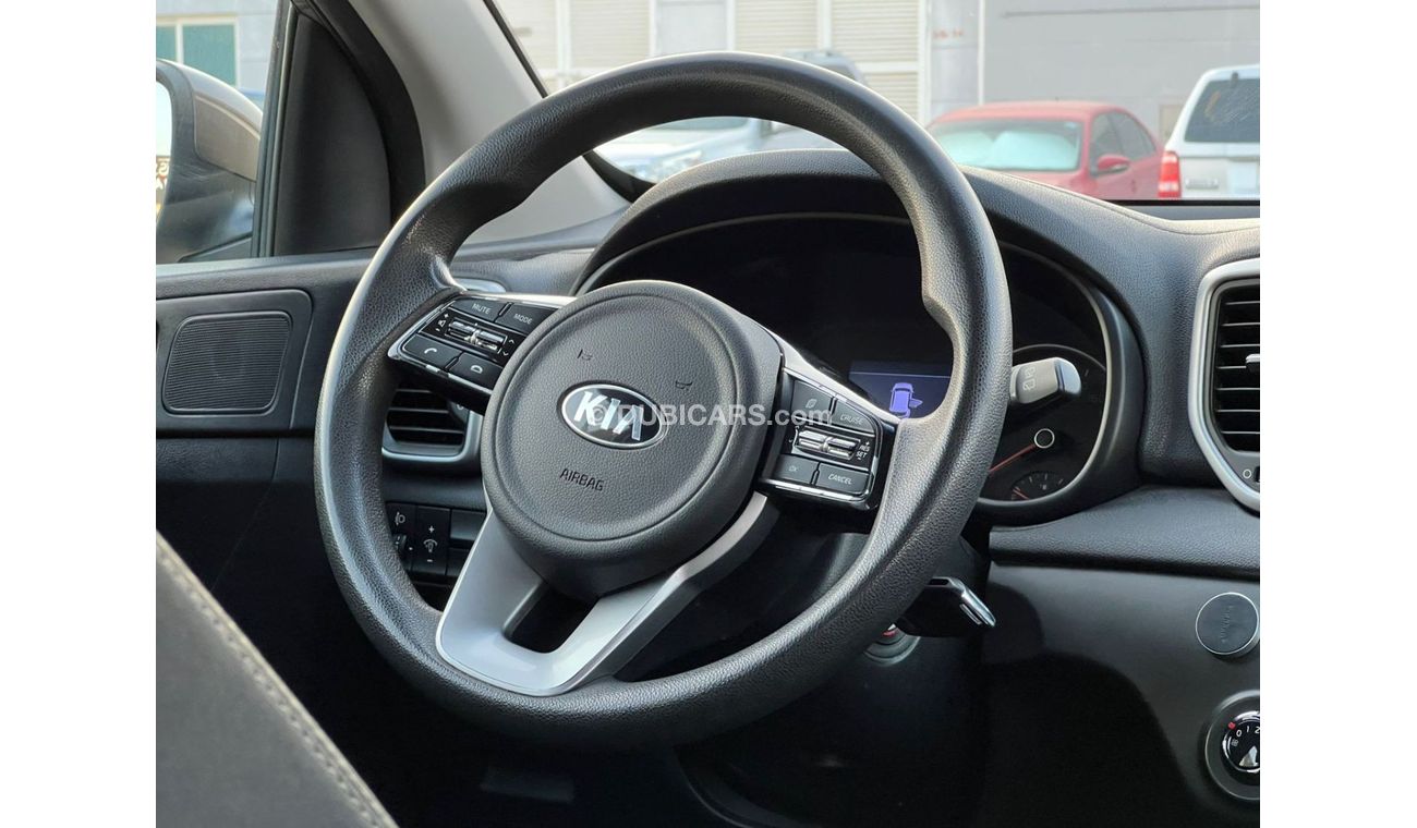 Kia Sportage Base 2.0L