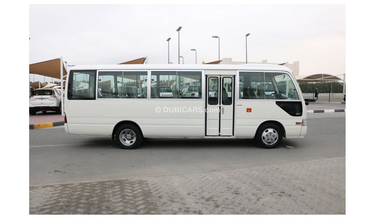 Toyota Coaster 30 SEATER BUS WITH GCC SPECS -EXCELLENT CONDITION