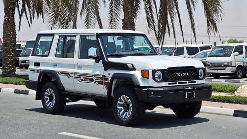 تويوتا لاند كروزر هارد توب 4.0L PETROL / AT / DIFF LOCK/ WINCH SNORKEL / FULL OPTION (CODE # 68001)