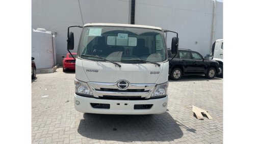 هينو 300 Hino 300 series, 714  4.2 Ton