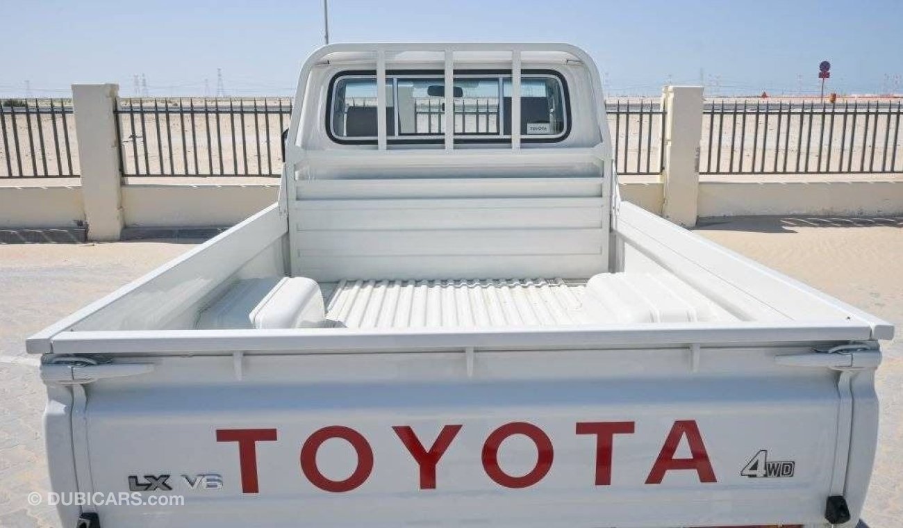 Toyota Land Cruiser Pick Up TOYOTA LC PU SINGLE CABIN LX – 4.0L PETROL ,A/T,MY24