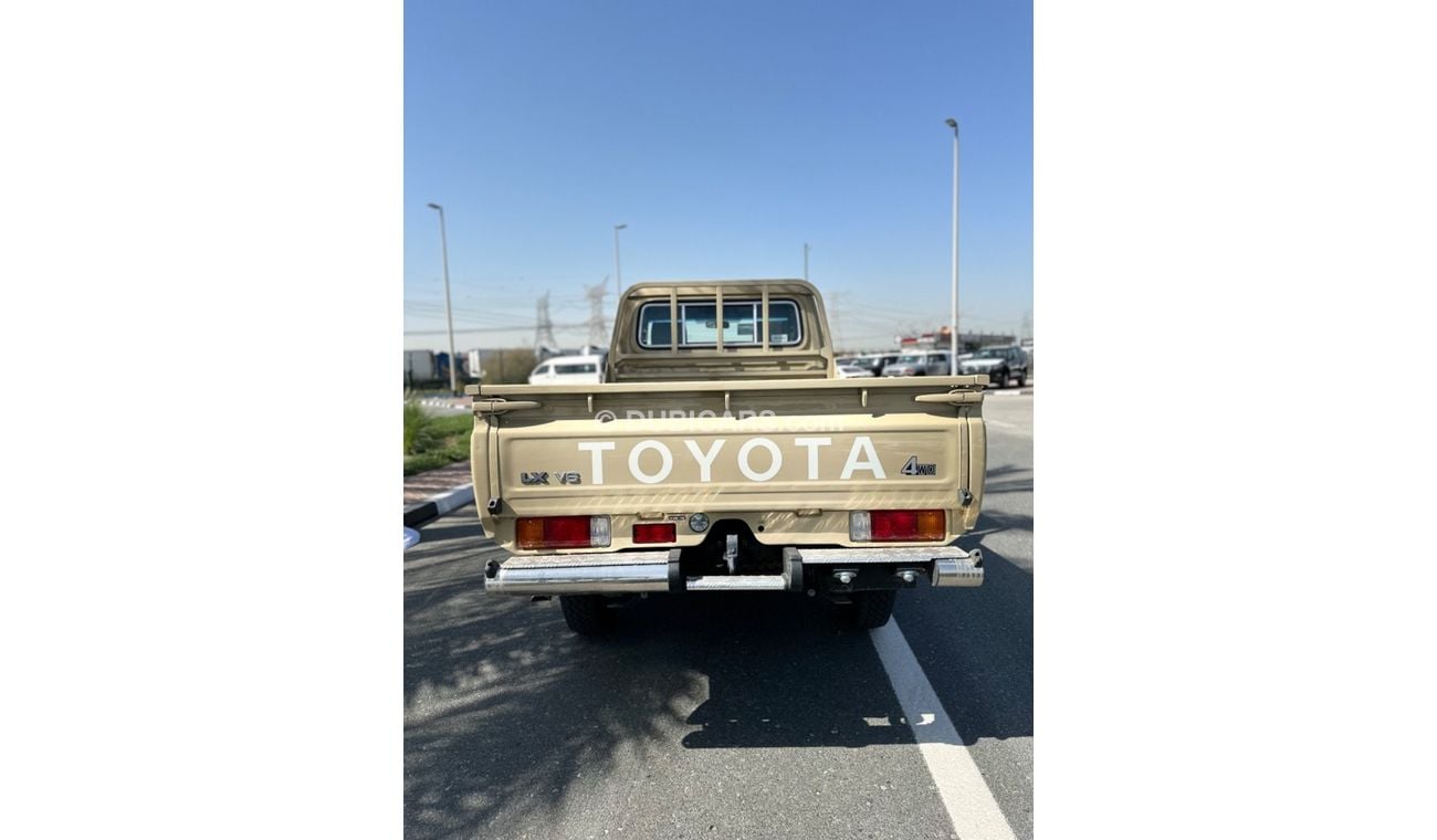 تويوتا لاند كروزر بيك آب Toyota Land Cruiser lc79 petrol Automatic  Model 2024