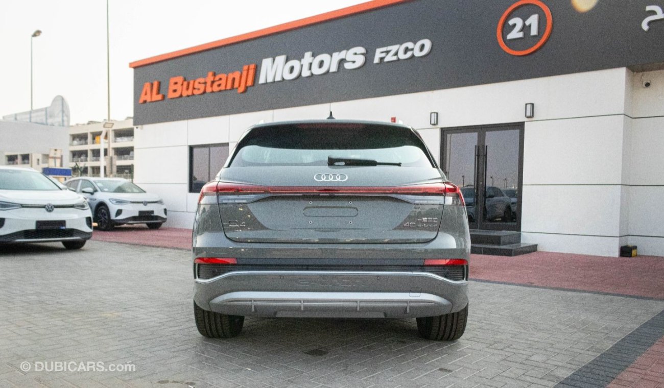 Audi etron Audi Q4 e-tron grey