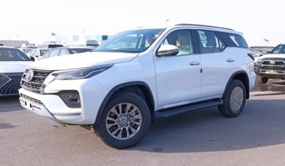 تويوتا فورتونر Toyota Fortuner 2.8L SR5 , 4WD, Diesel 2023MY , Auto Climate Control + Seat Cooler ( Export Only )