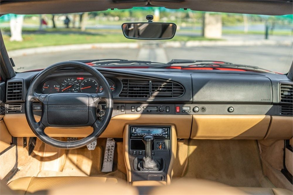 Porsche 968 interior - Cockpit