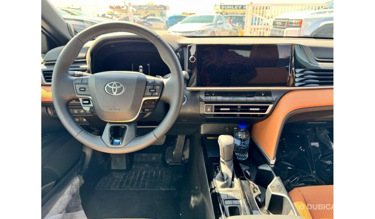 تويوتا كامري 2025 TOYOTA CAMRY 2.5L LIMITED HYBRID FWD SEDAN 5 DOOR