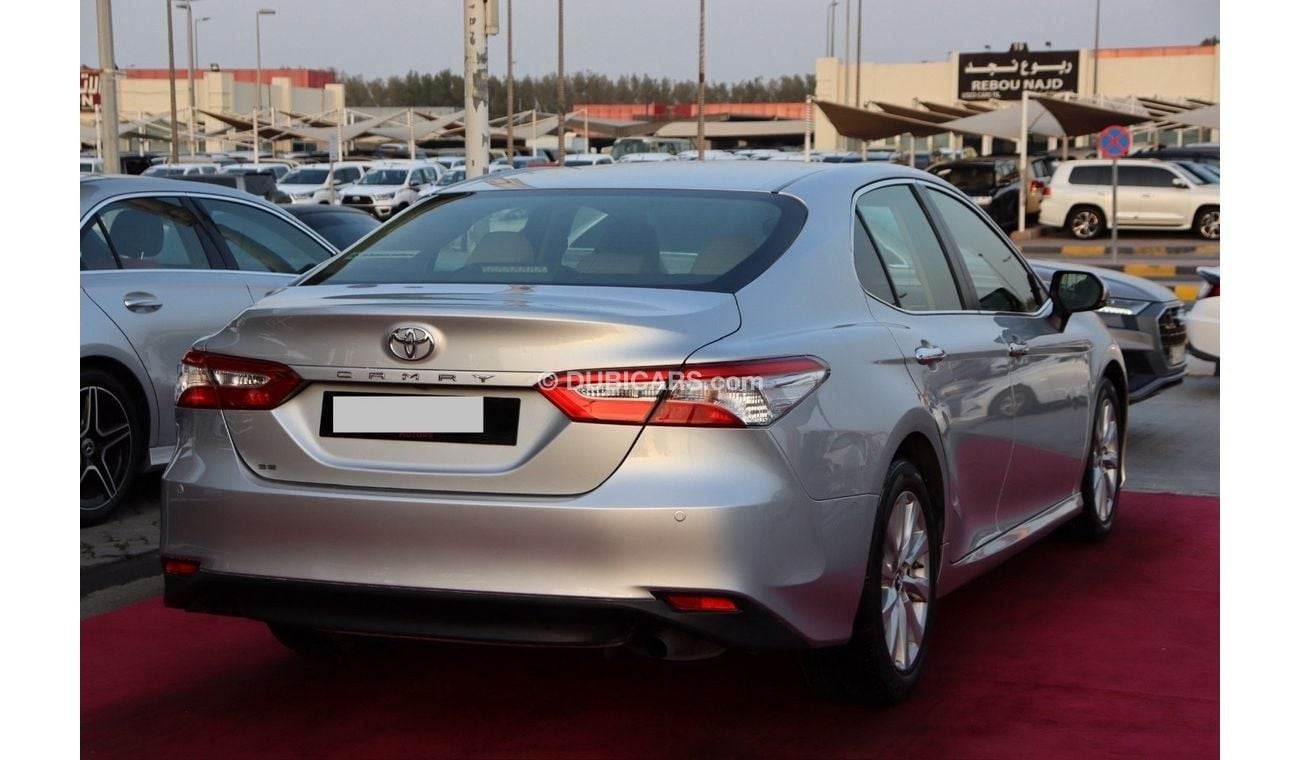 تويوتا كامري SE 2.5L (204 HP) Toyota Camry SE / 2018 / GCC / Original Paint/ Full Service History/ 2018