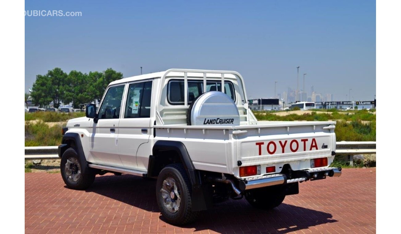 Toyota Land Cruiser Pick Up Double Cab 2.8L Diesel 4WD 5 Seater Automatic