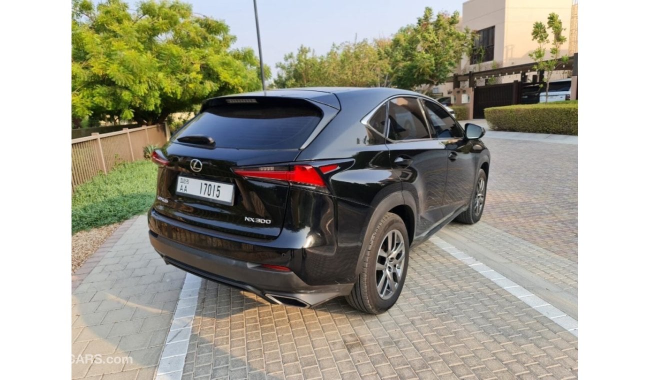 Lexus NX300