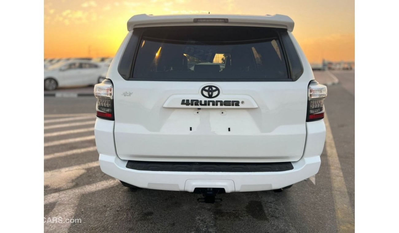 تويوتا Runner4 2018 Toyota 4runner, Sr5 Premium 4.0L V-6 DOHC, VVT- Leather & Electric  Seats - Sunroof