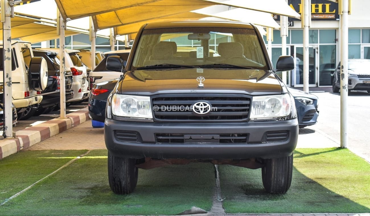 Toyota Land Cruiser G  Manual transmission