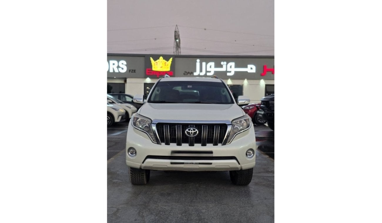 Toyota Prado 2015 Toyota Prado 4.L V6 GXR, Dealer Service record