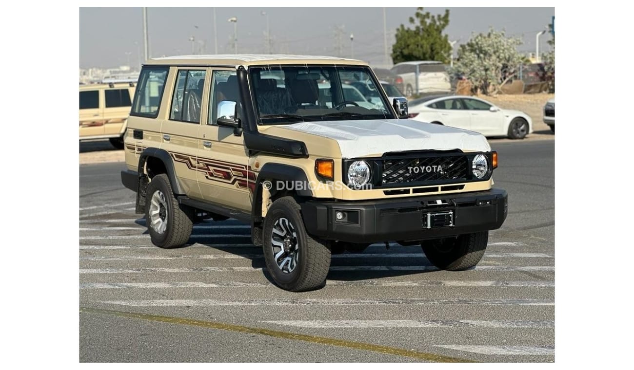 تويوتا لاند كروزر هارد توب 2024 TOYOTA LAND CRUISER 76 HARDTOP LX LIMITED V6 4.0L PETROL 4WD MANUAL TRANSMISSION