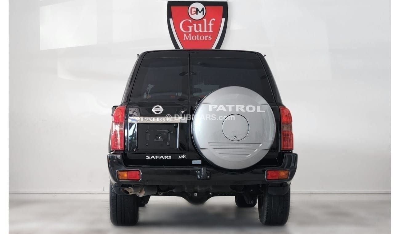 نيسان باترول سفاري PATEOL SAFARI 4.8L-6CYL - SUNROOF