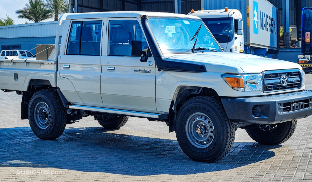 تويوتا لاند كروزر بيك آب LAND CRUISER LC79 DC 4.0L PETROL