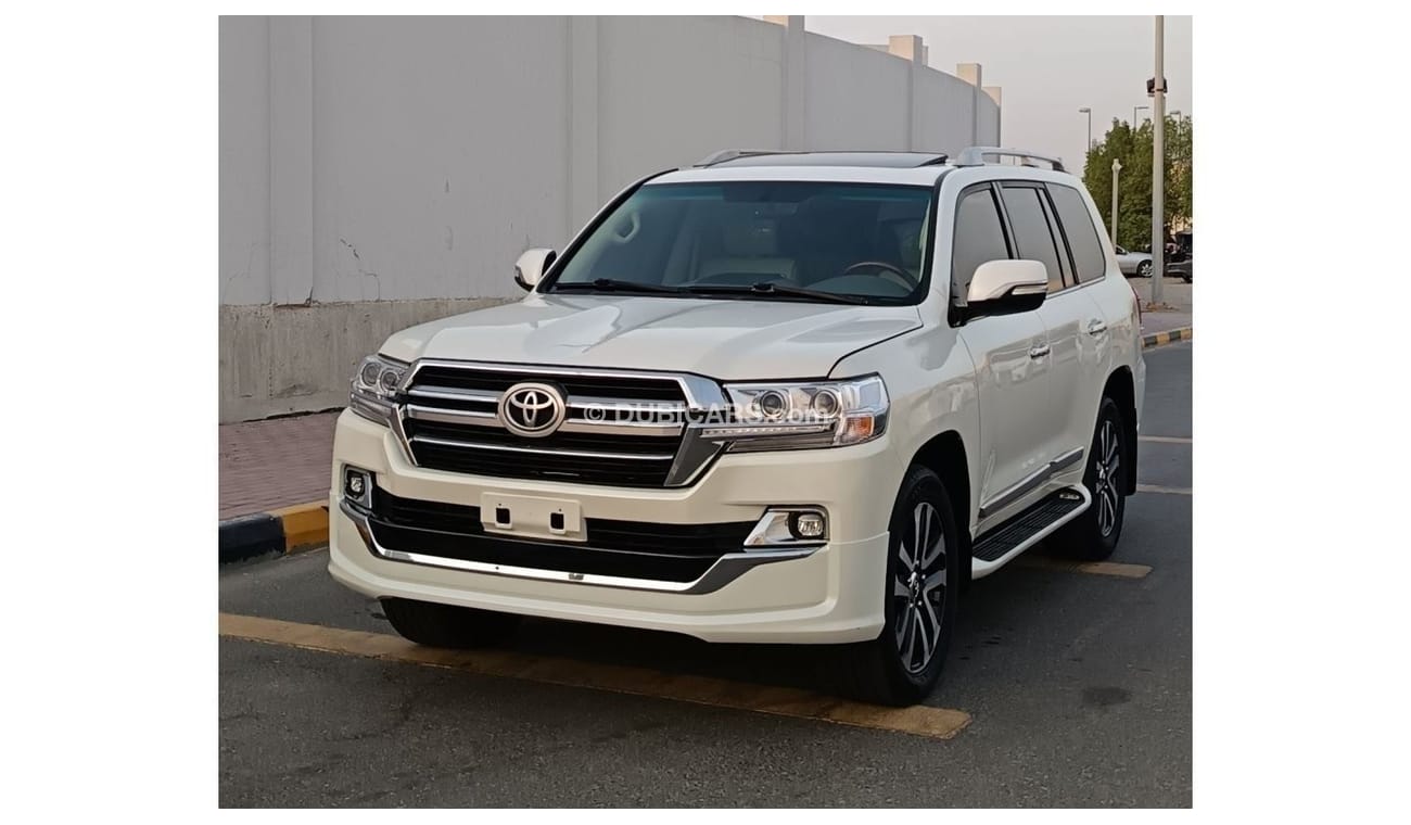 Toyota Land Cruiser v8 /5.7GXR