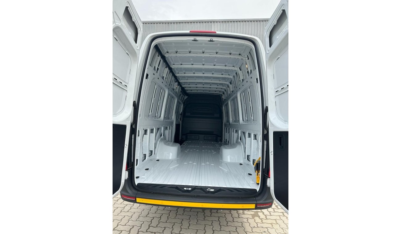 Mercedes-Benz Sprinter Right Hand Drive 519 CDI 2.0L Diesel AT Panel Van