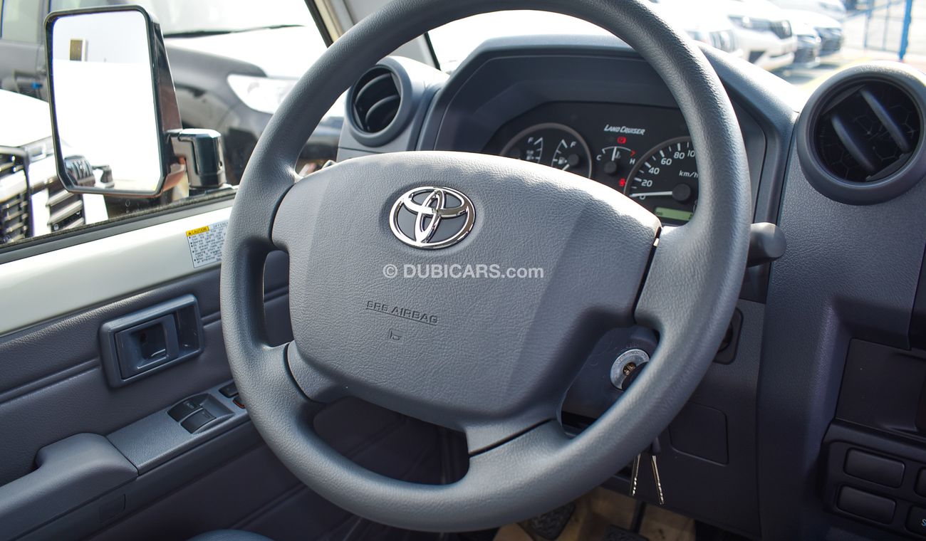 New Toyota Land Cruiser Pick Up 4.2 L V6 DIESEL SINGEL CAB 4X4 2023 for ...