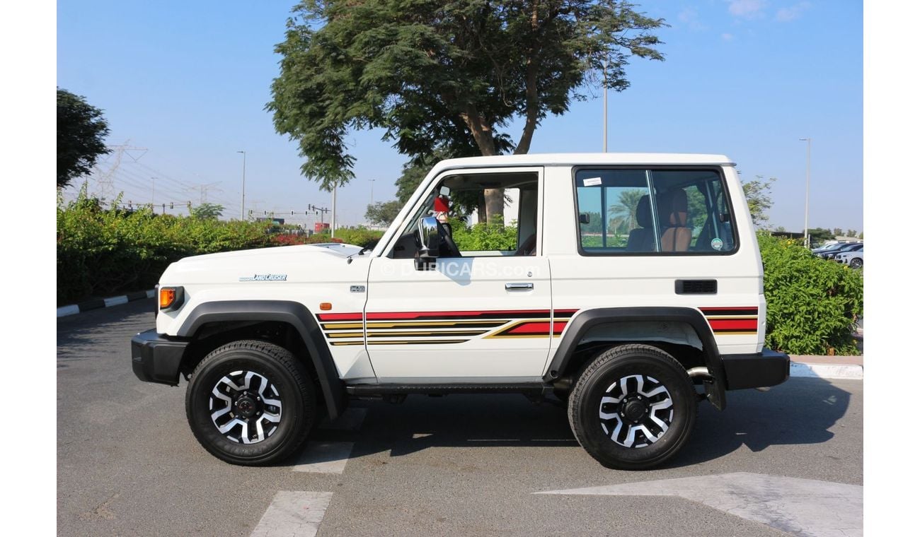 تويوتا لاند كروزر 70 Brand New Toyota Land Cruiser 70 Series 2025 under warranty Gcc 40 ANNIVERSARY