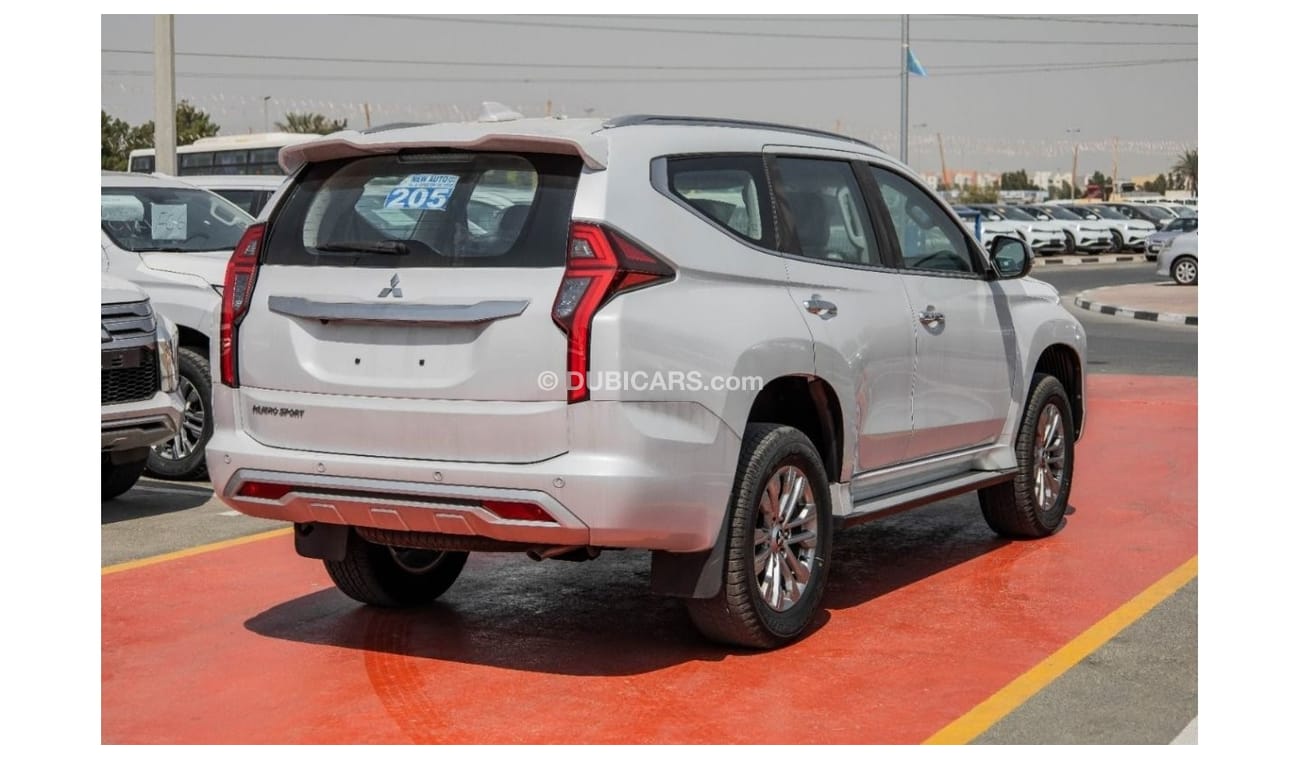 Mitsubishi Montero Pajero Sport 2020 FC7 | A/T 3.0L (4WD) | Leather seats | White/Black | Power Seats