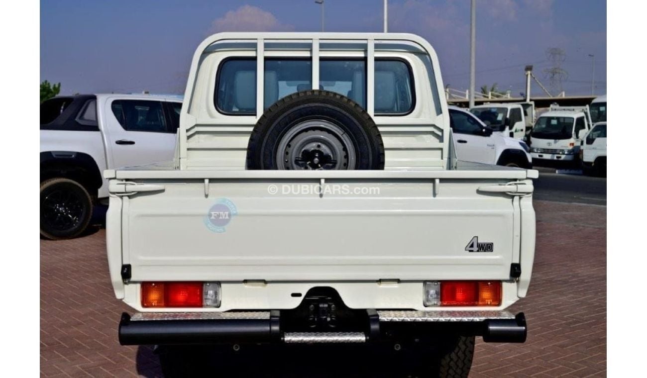 Toyota Land Cruiser 79 Double Cab Pickup 4.2L Diesel Manual