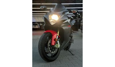 سوزوكي GSX R