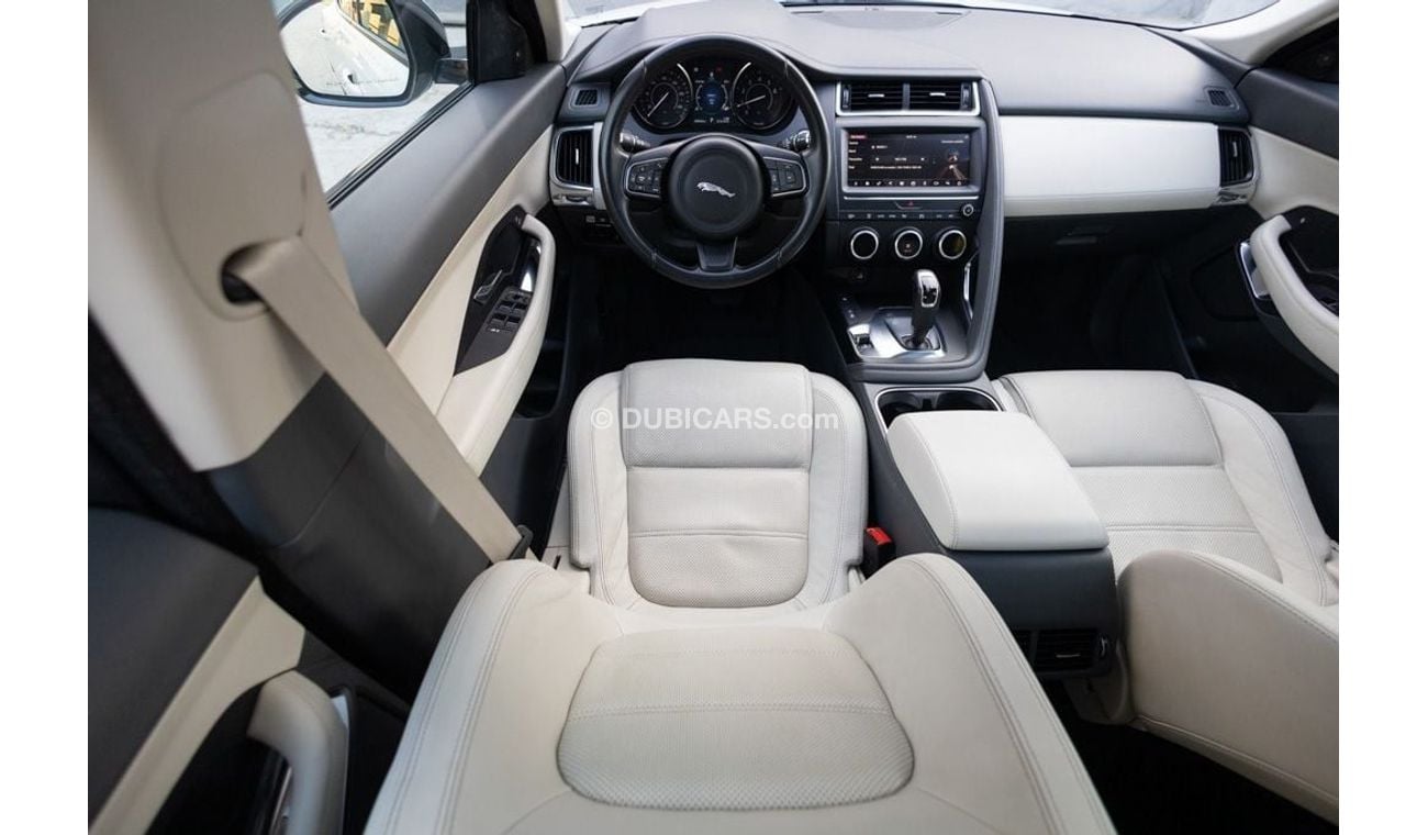 جاكوار E Pace SE P200 2.0L Jaguar E-pace P-200 S 2019 GCC under Warranty with Flexible Down-Payment.