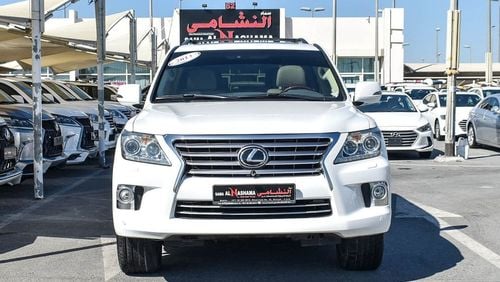 Lexus LX570 Platinum Interpid 5.7L LEXUS 570 S  5.7L MODEL 2013 GCC SPCEFRCATION