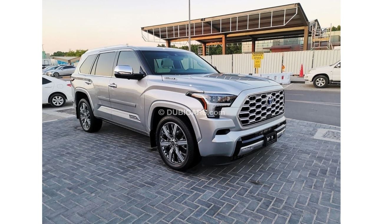 Toyota Sequoia TOYOTA SEQUOIA CAPSTONE (i-FORCE MAX ) HYBRID - 2023 - SILVER