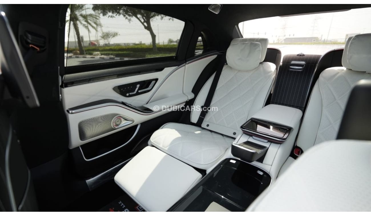 Mercedes-Benz S580 Maybach MERCEDES BENZ  S580 MAYBACH NIGHT SERIES 2024