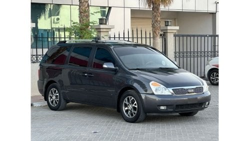 Kia Carnival LX خليجي