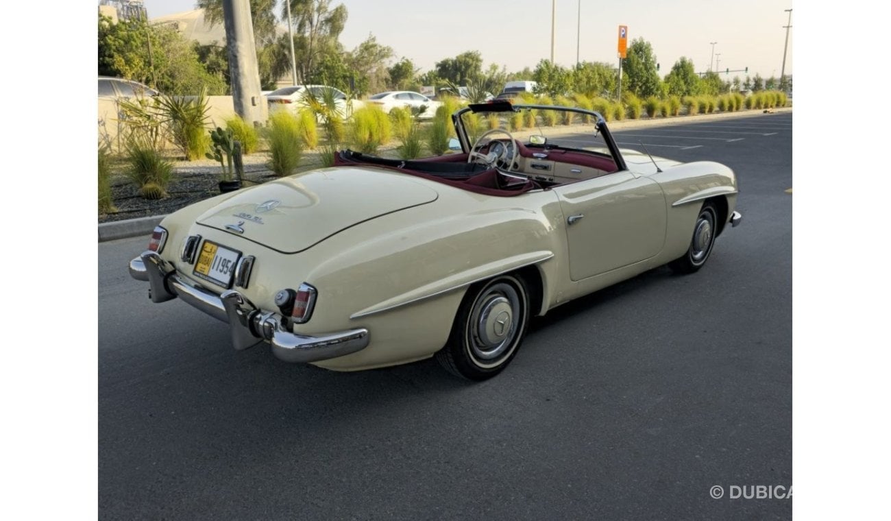 مرسيدس بنز 190 1956 Mercedes-Benz 190SL W121