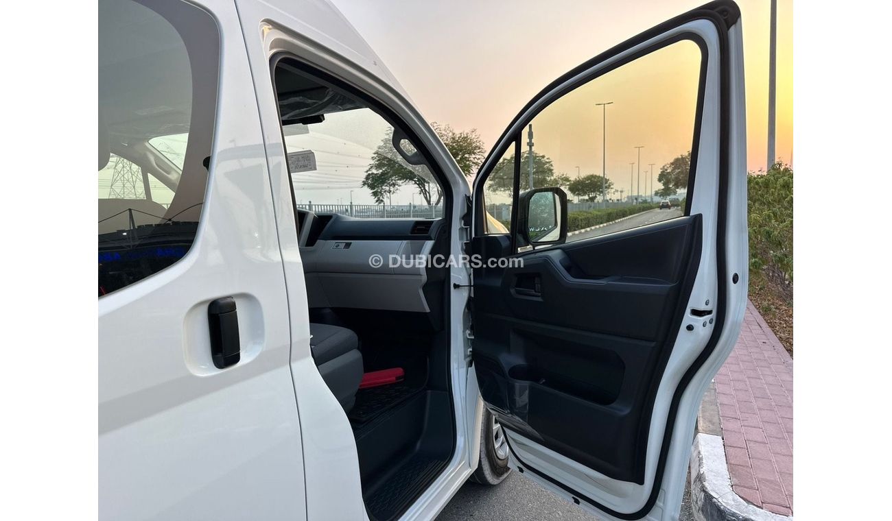 Toyota Hiace 2025 TOYOTA HIACE 3.5L V6 HIGH ROOF 13 SEATER A/T ( FOR EXPORTS ONLY)